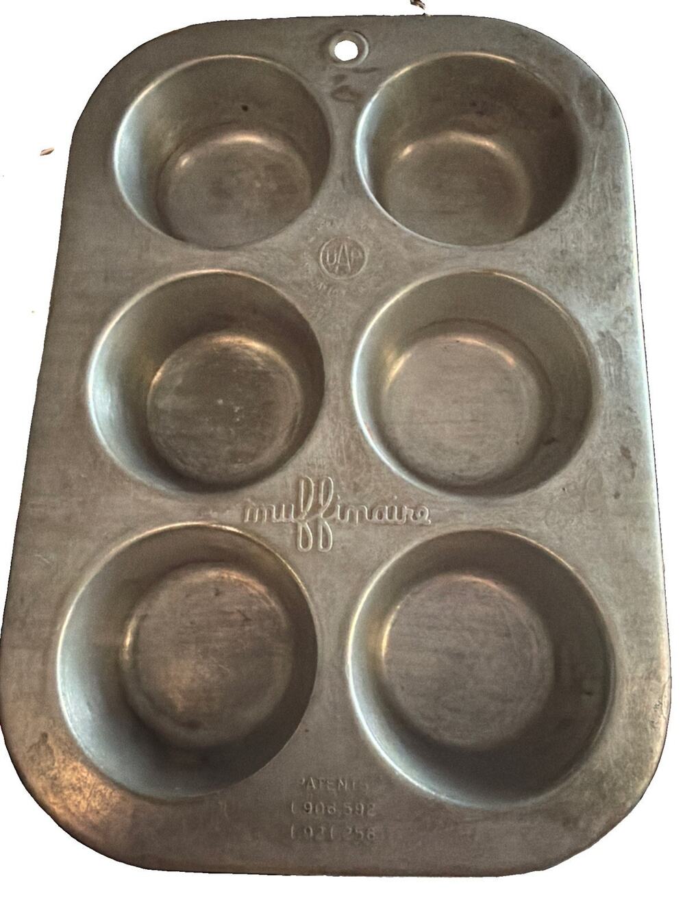 Vintage Muffinaire Aluminum 6 Muffin Tin United Aircraft Products